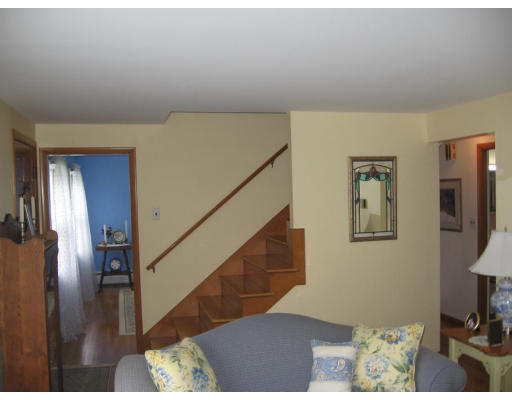 107 Running Brook Road Boston, MA 02132 - Photo 9 of 11 Gallery Image 9