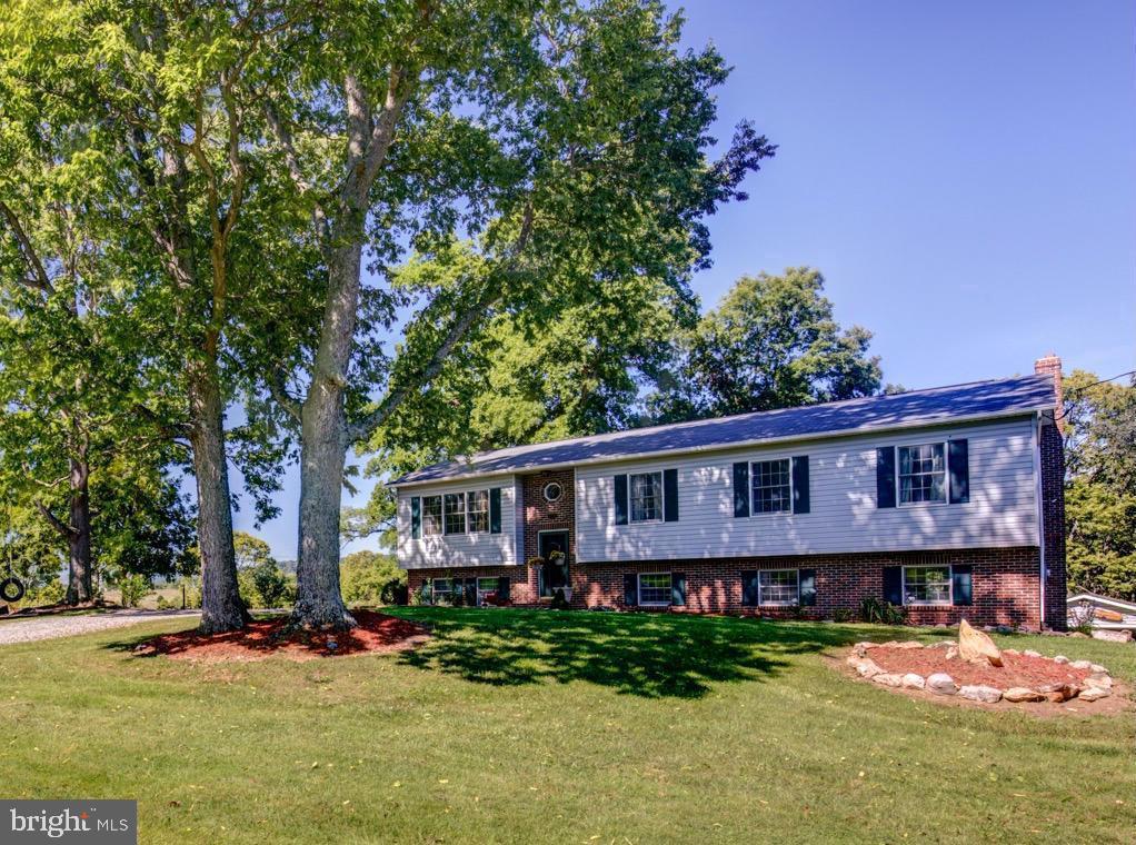 1065 Laurel Grove Road Winchester, VA 22602 - Photo 1 of 29 Gallery Image 1
