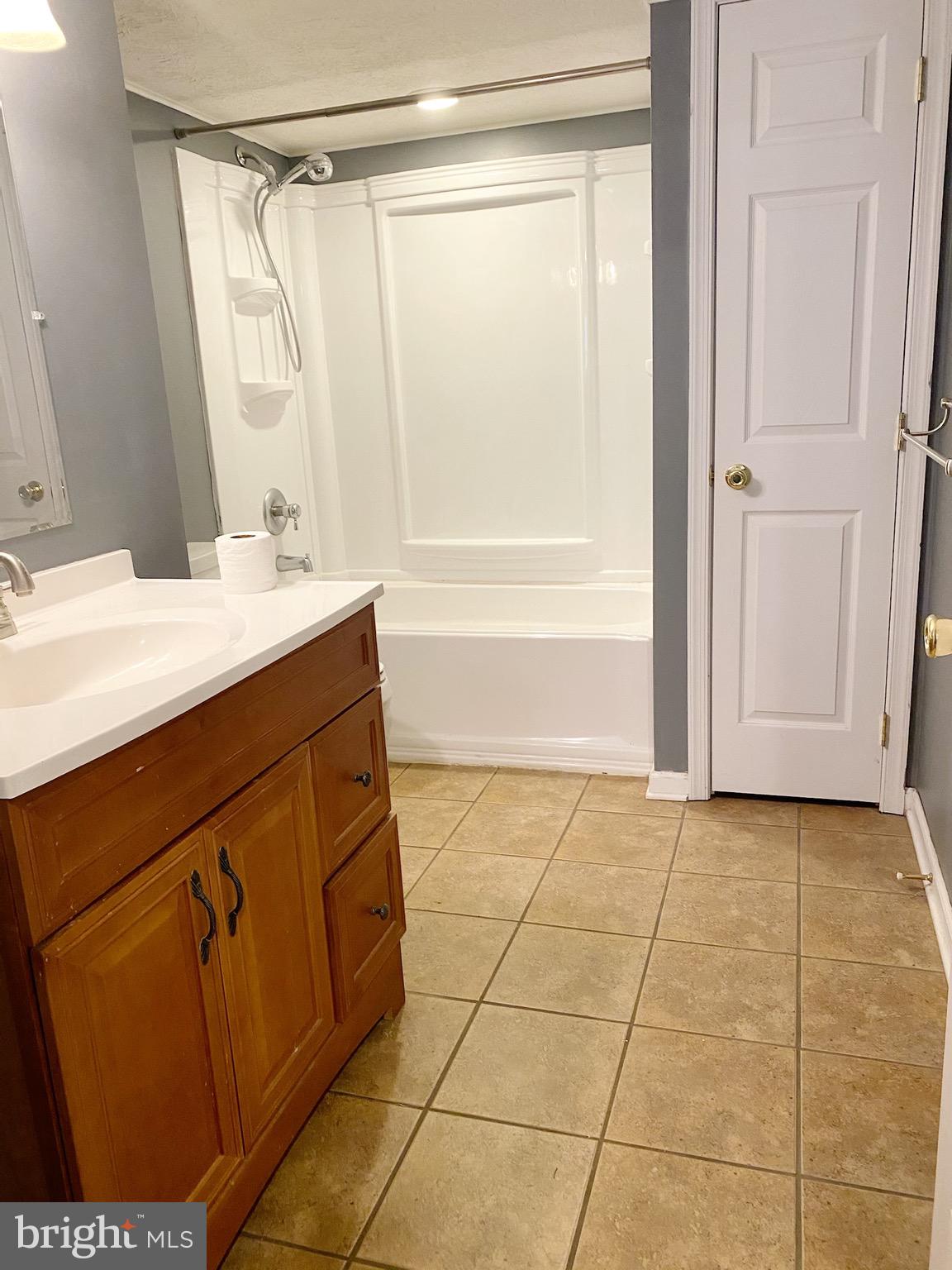 1065 Laurel Grove Road Winchester, VA 22602 - Photo 14 of 29 Gallery Image 14