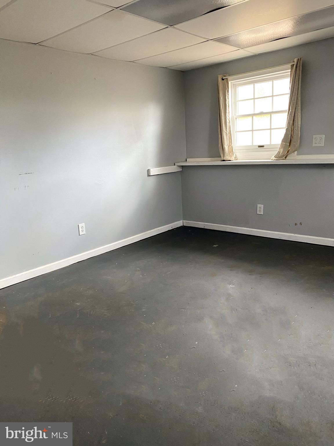 1065 Laurel Grove Road Winchester, VA 22602 - Photo 15 of 29 Gallery Image 15