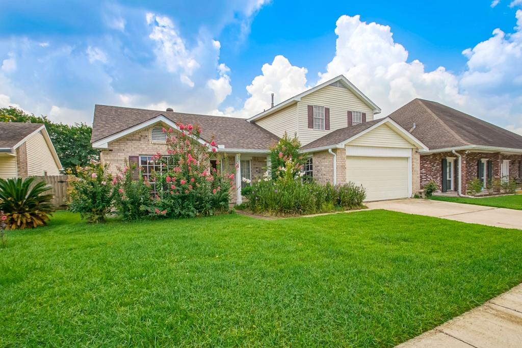 2404 Rue St Honore Gretna, LA 70056 - Photo 2 of 42