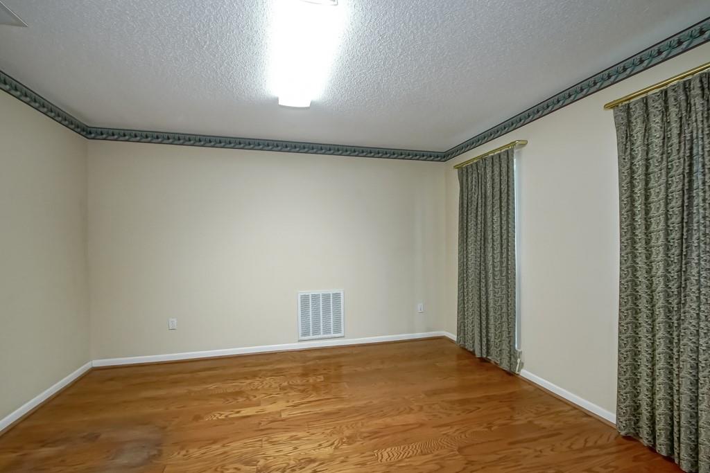 2404 Rue St Honore Gretna, LA 70056 - Photo 8 of 42