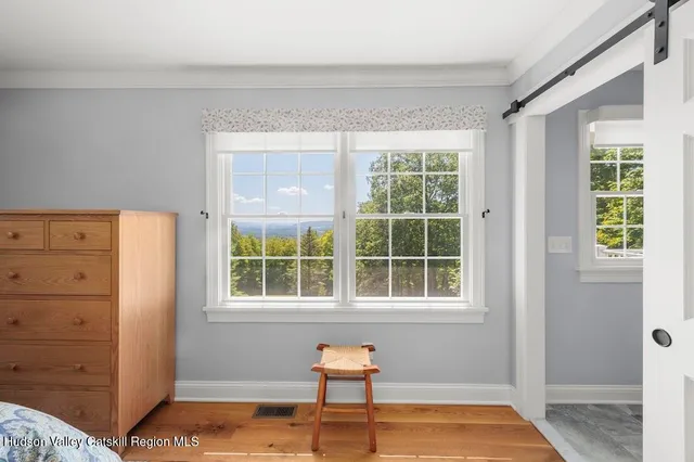 $895,000 | 110 Meadow Lane, Hillsdale, NY 12529