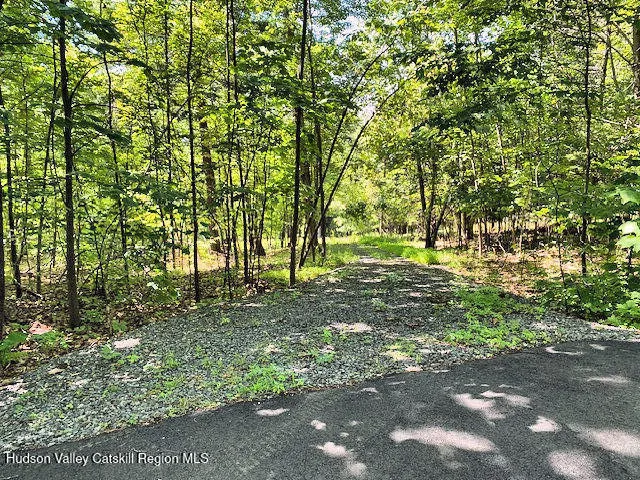 $895,000 | 110 Meadow Lane, Hillsdale, NY 12529