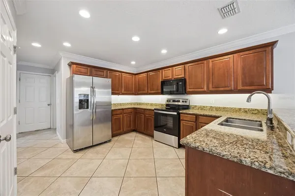 $575,900 | 815 Burland Circle, Winter Garden, FL 34787