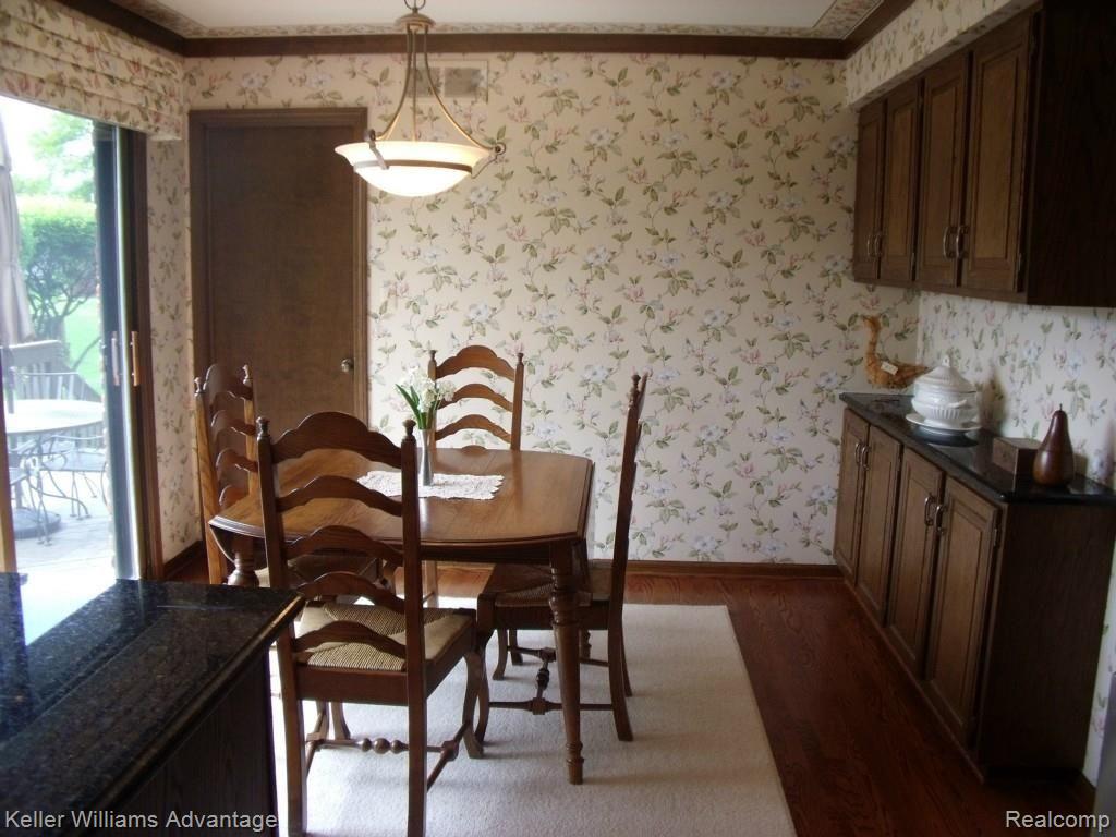 36463 Valley Ridge Drive Farmington Hills, MI 48331 - Photo 12 of 33