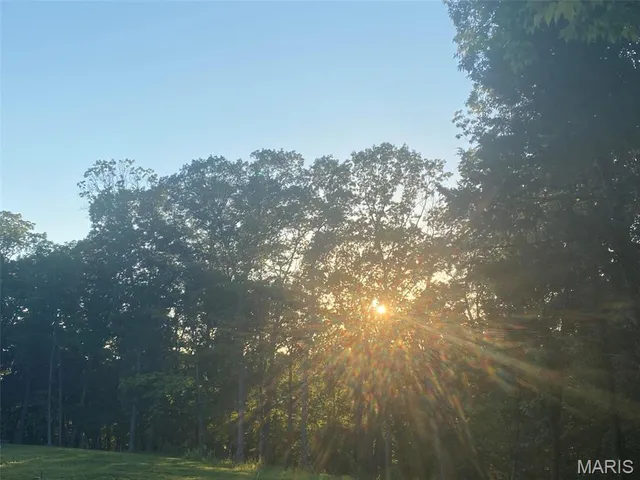 $279,900 | 5001 Lily Ridge, Defiance, MO 63341