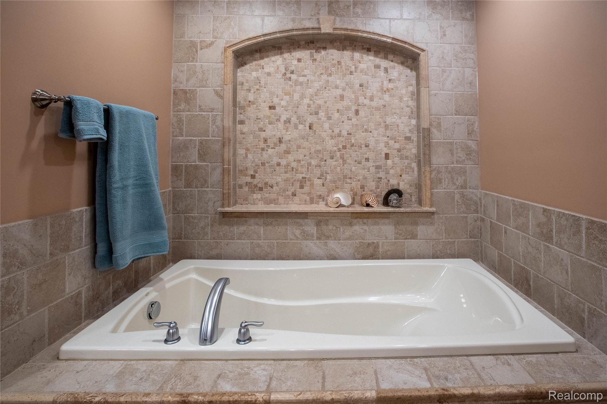 2828 Brighton Road Howell, MI 48843 - Photo 58 of 63 RE - 2828 Brighton Rd - Howell-115.jpg