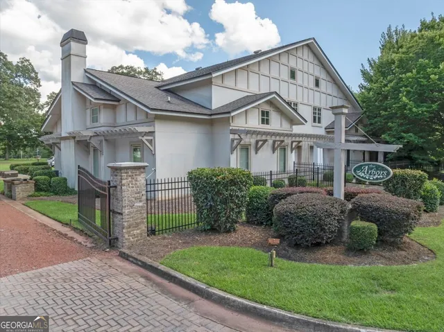 $255,000 | 106 Arbors Court, Dublin, GA 31021