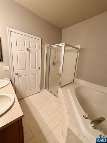 $3,500 | 43 Windsor Drive, Lincoln Park, NJ 07035