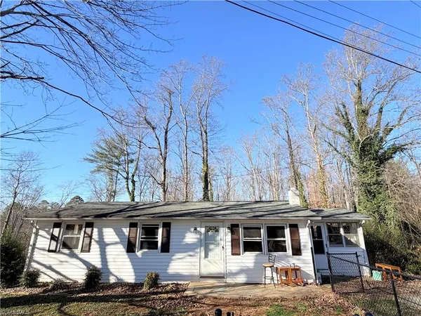 $165,000 | 324 Thomas Street, North Wilkesboro, NC 28659