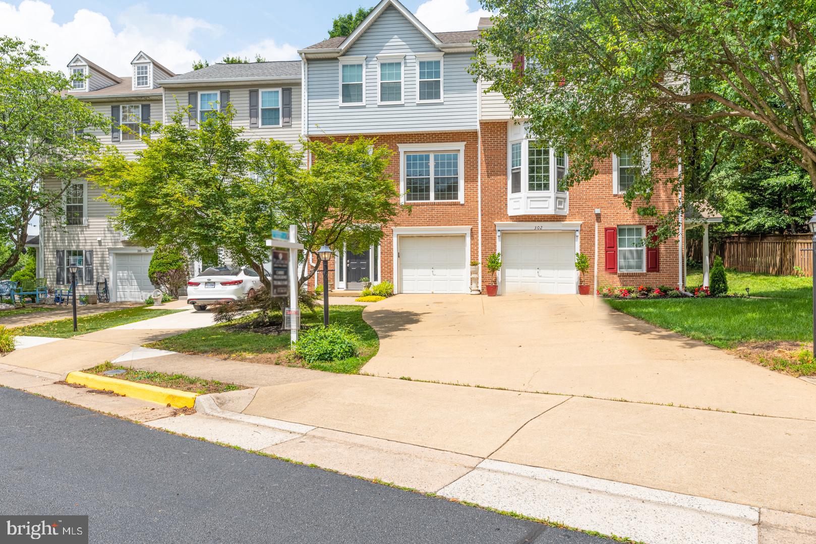 304 Rangers Way Southeast Leesburg, VA 20175 - Photo 1 of 26 Exterior Front