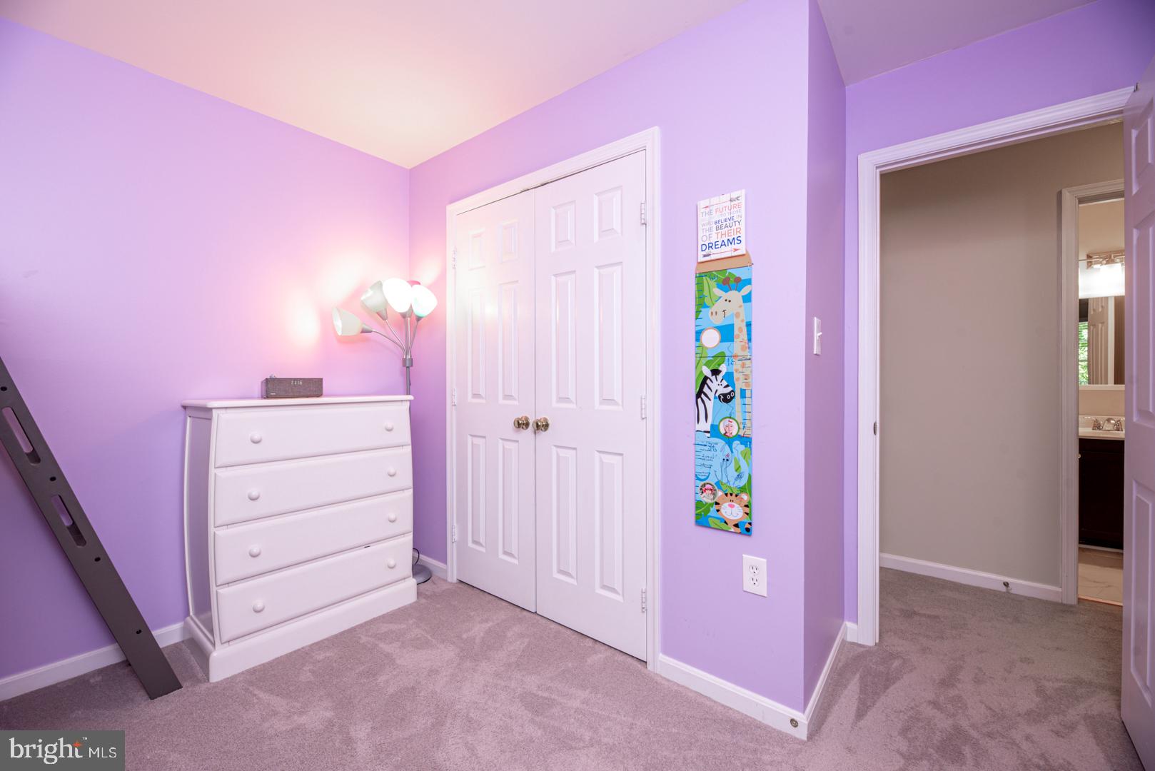 304 Rangers Way Southeast Leesburg, VA 20175 - Photo 19 of 26 Bedroom 3