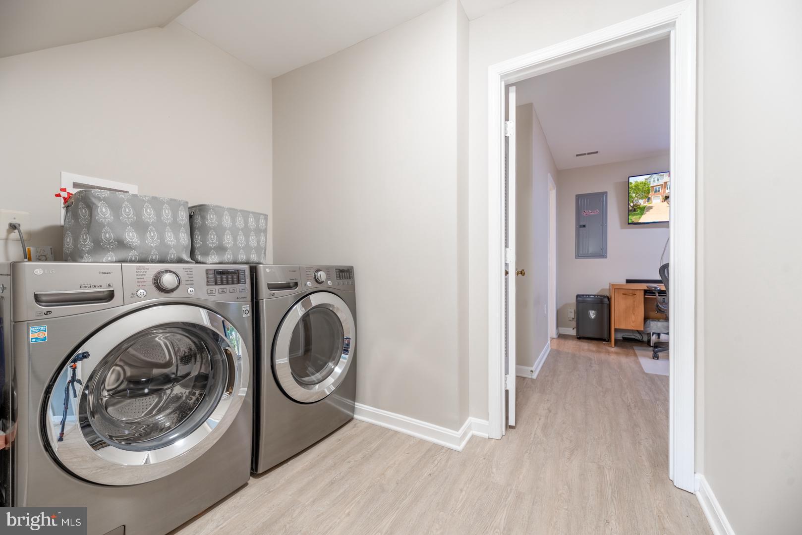 304 Rangers Way Southeast Leesburg, VA 20175 - Photo 21 of 26 Lower Level Expanded Laundry Room