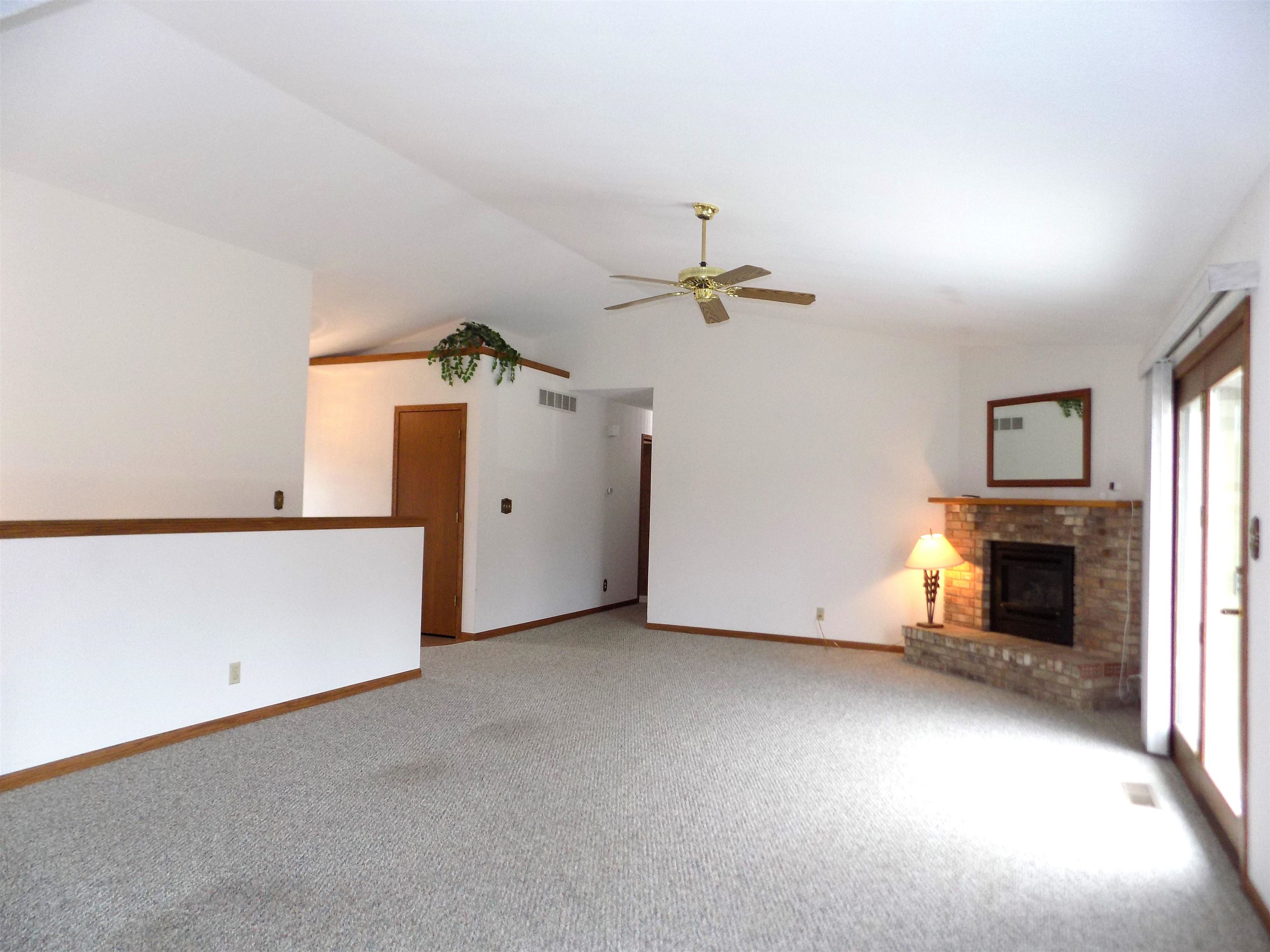 4252 Waltham Road Roscoe, IL 61073 - Photo 7 of 31 an empty room with windows