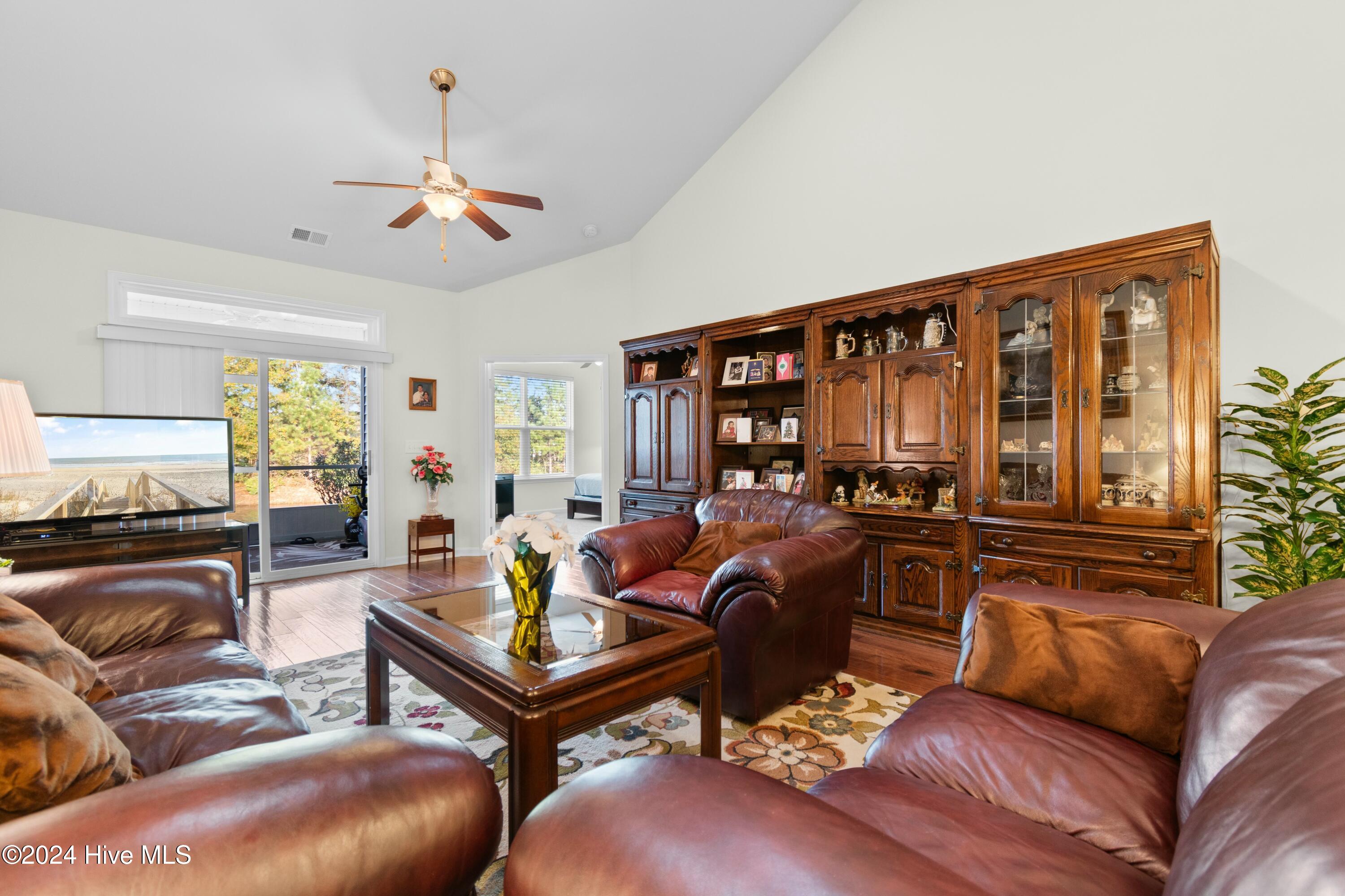 1541 Palmina Loop, Unit D Myrtle Beach, SC 29588 - Photo 10 of 48 tempImageCxe5Ej