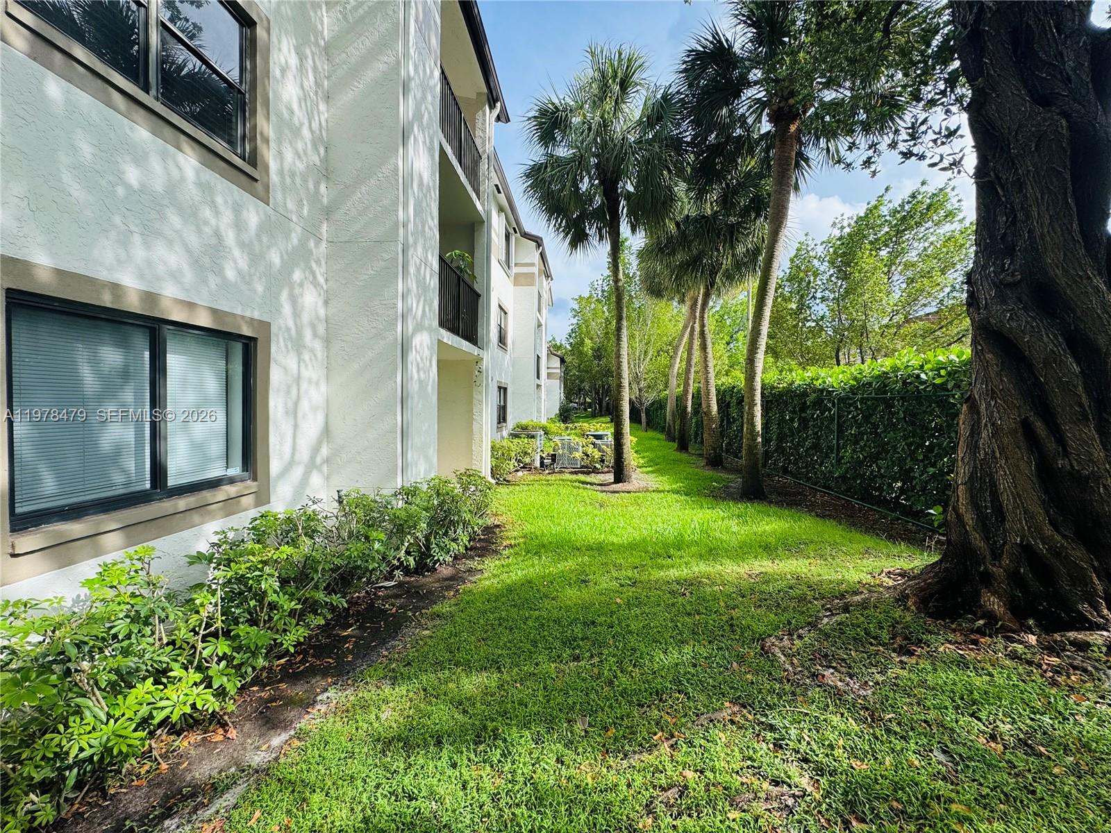 570 South Park Road, Unit 136 Hollywood, FL 33021 - Photo 41 of 54
