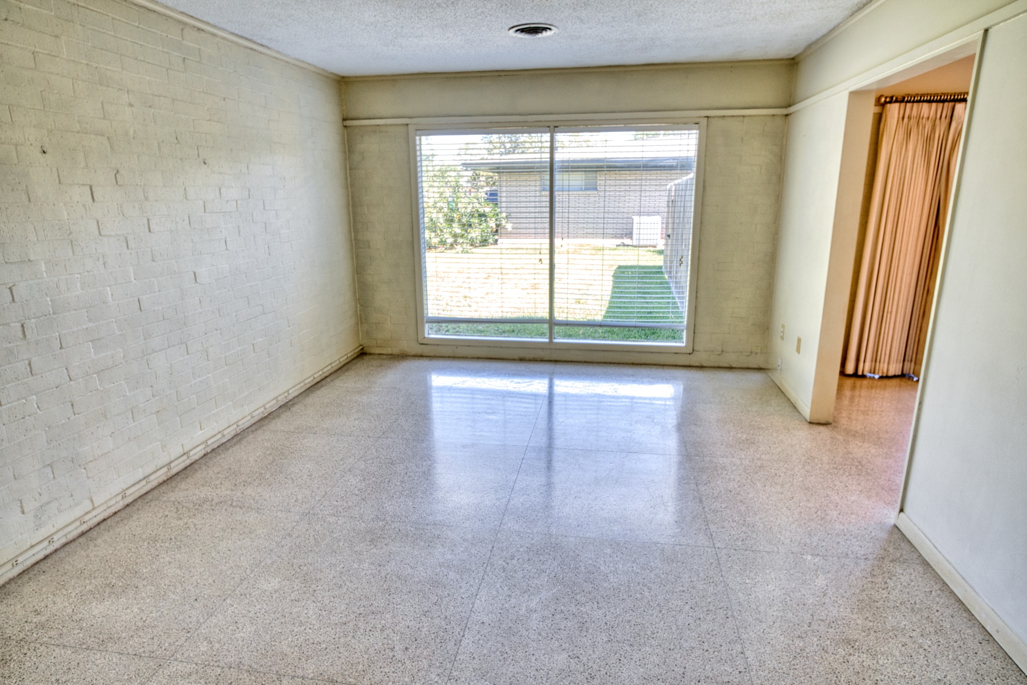 10 Palm Place Angleton, TX 77515 - Photo 7 of 24