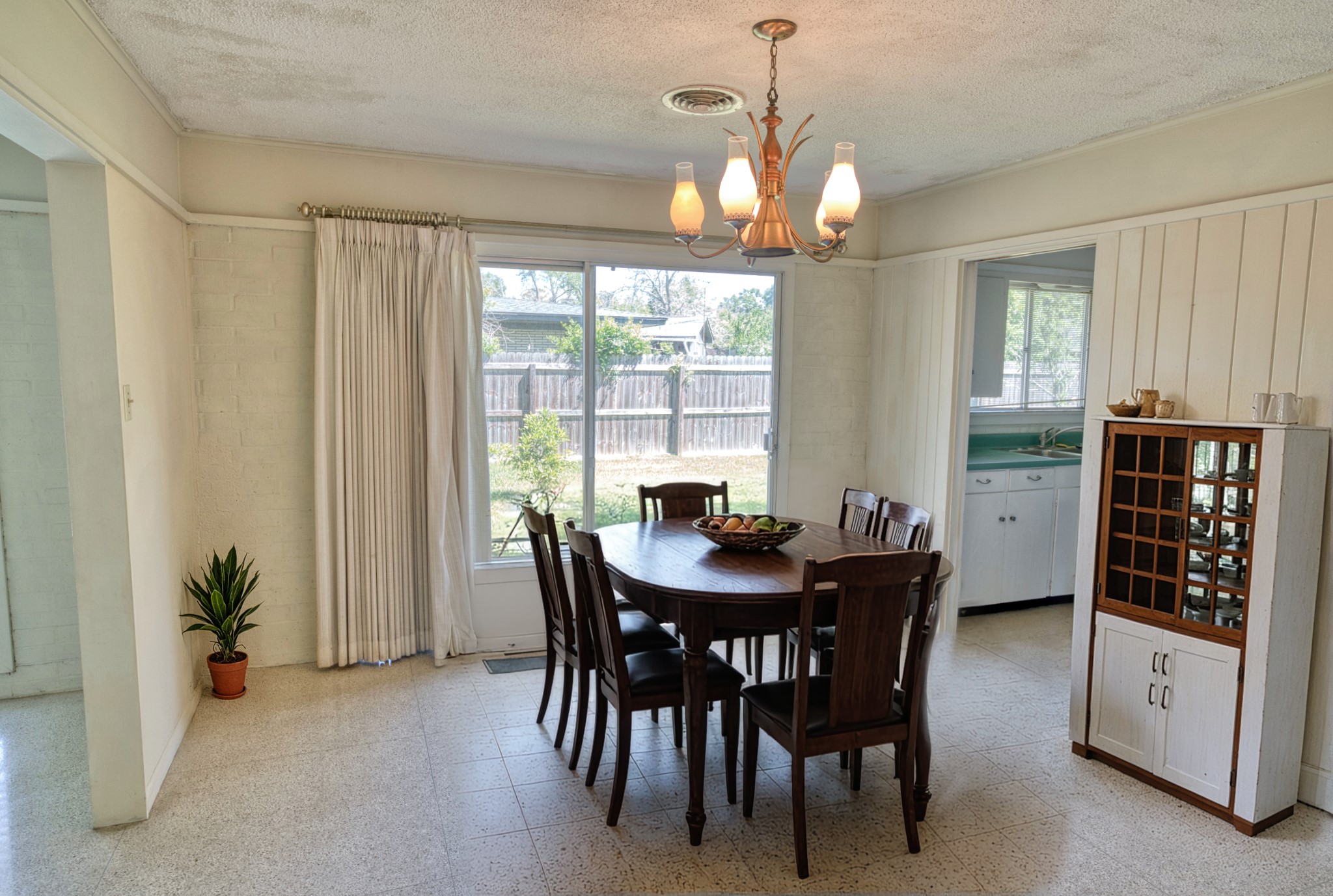 10 Palm Place Angleton, TX 77515 - Photo 9 of 24