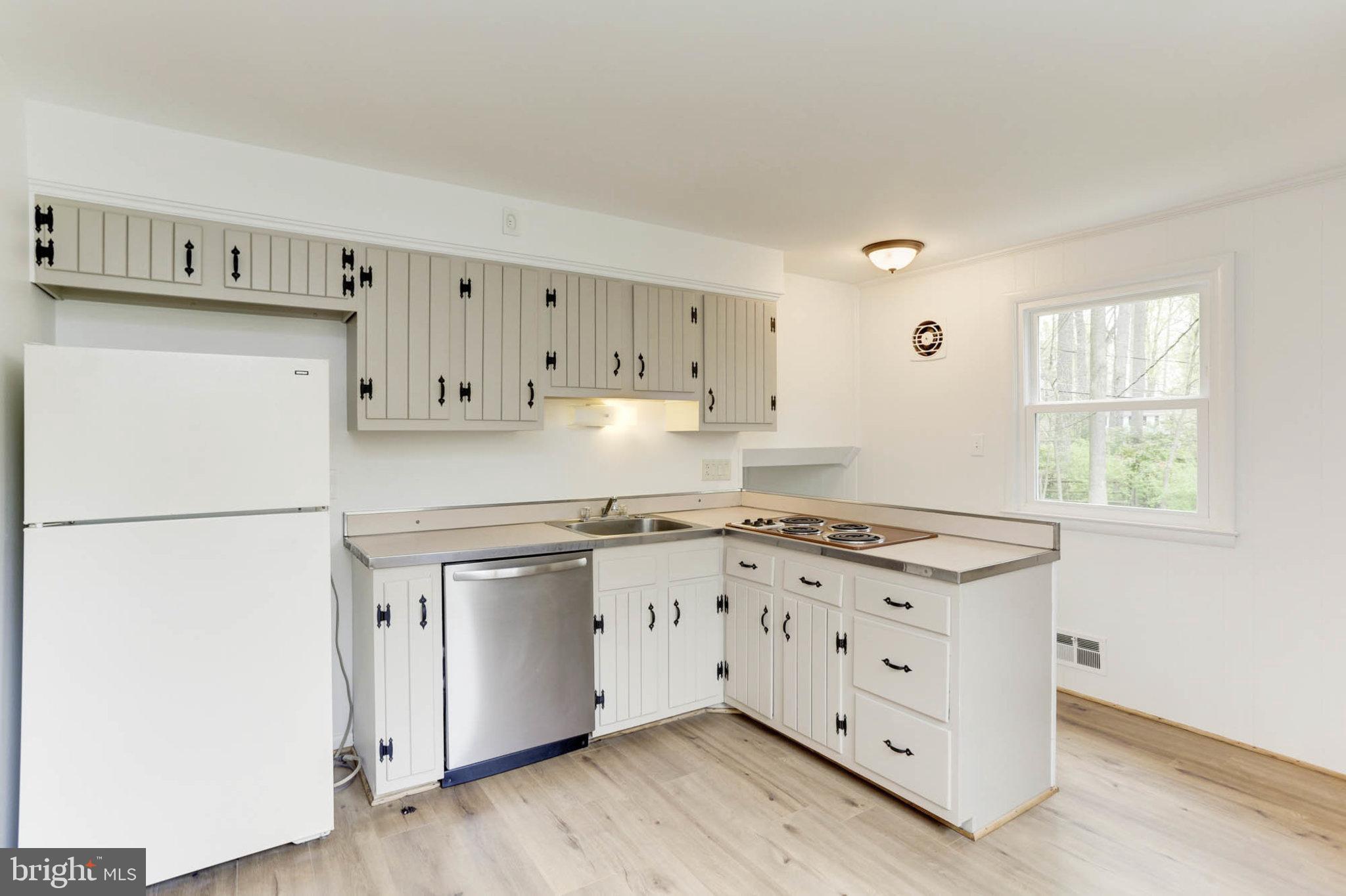 320 Gailridge Road Lutherville-Timonium, MD 21093 - Photo 17 of 48 Kitchen