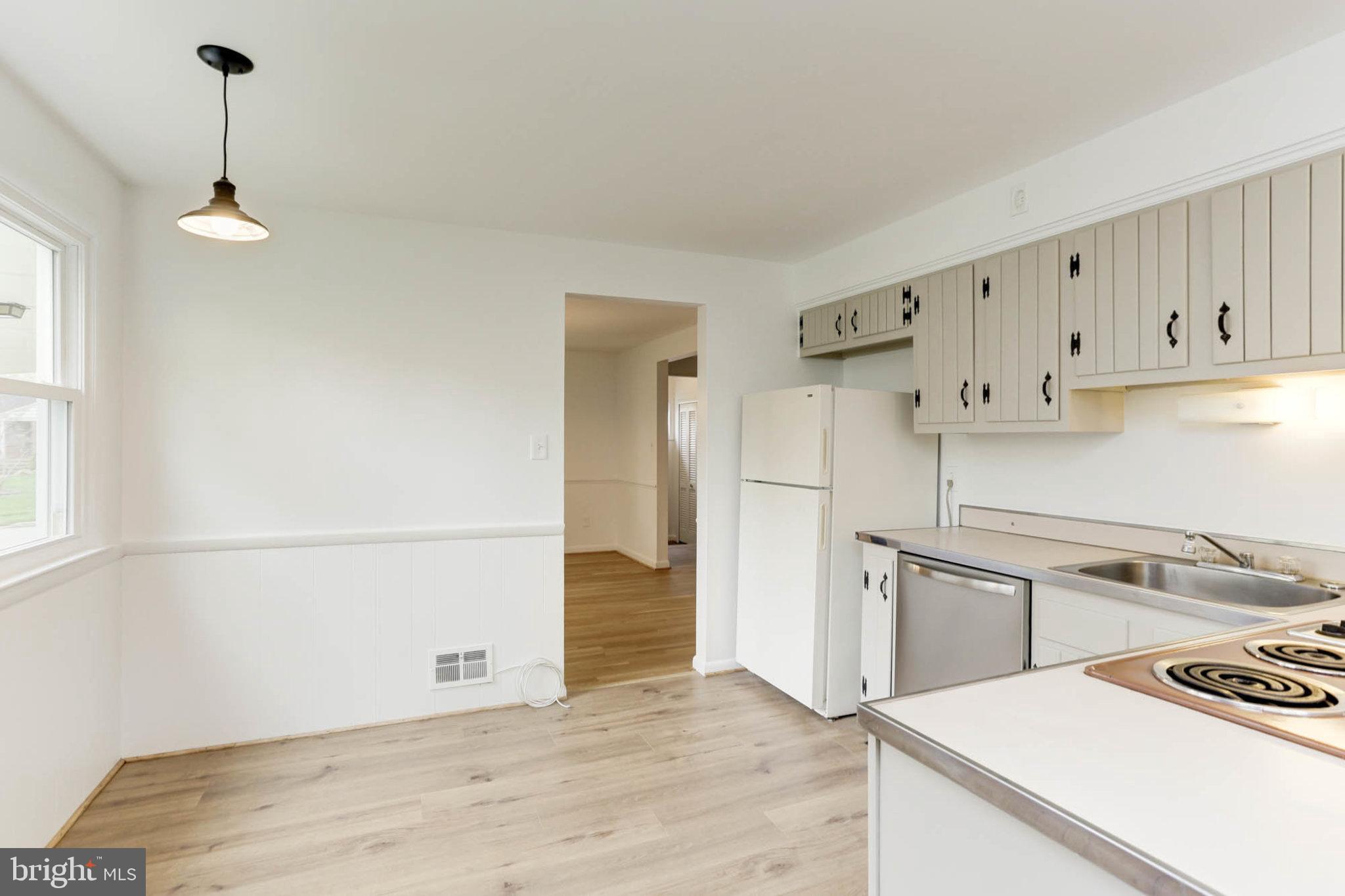 320 Gailridge Road Lutherville-Timonium, MD 21093 - Photo 18 of 48 Kitchen