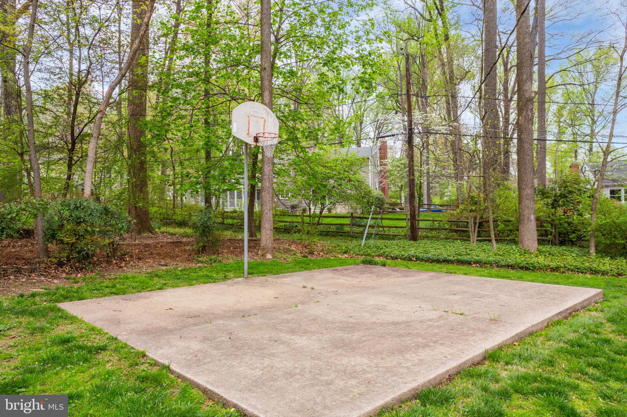 320 Gailridge Road Lutherville-Timonium, MD 21093 - Photo 45 of 48 Exterior Rear