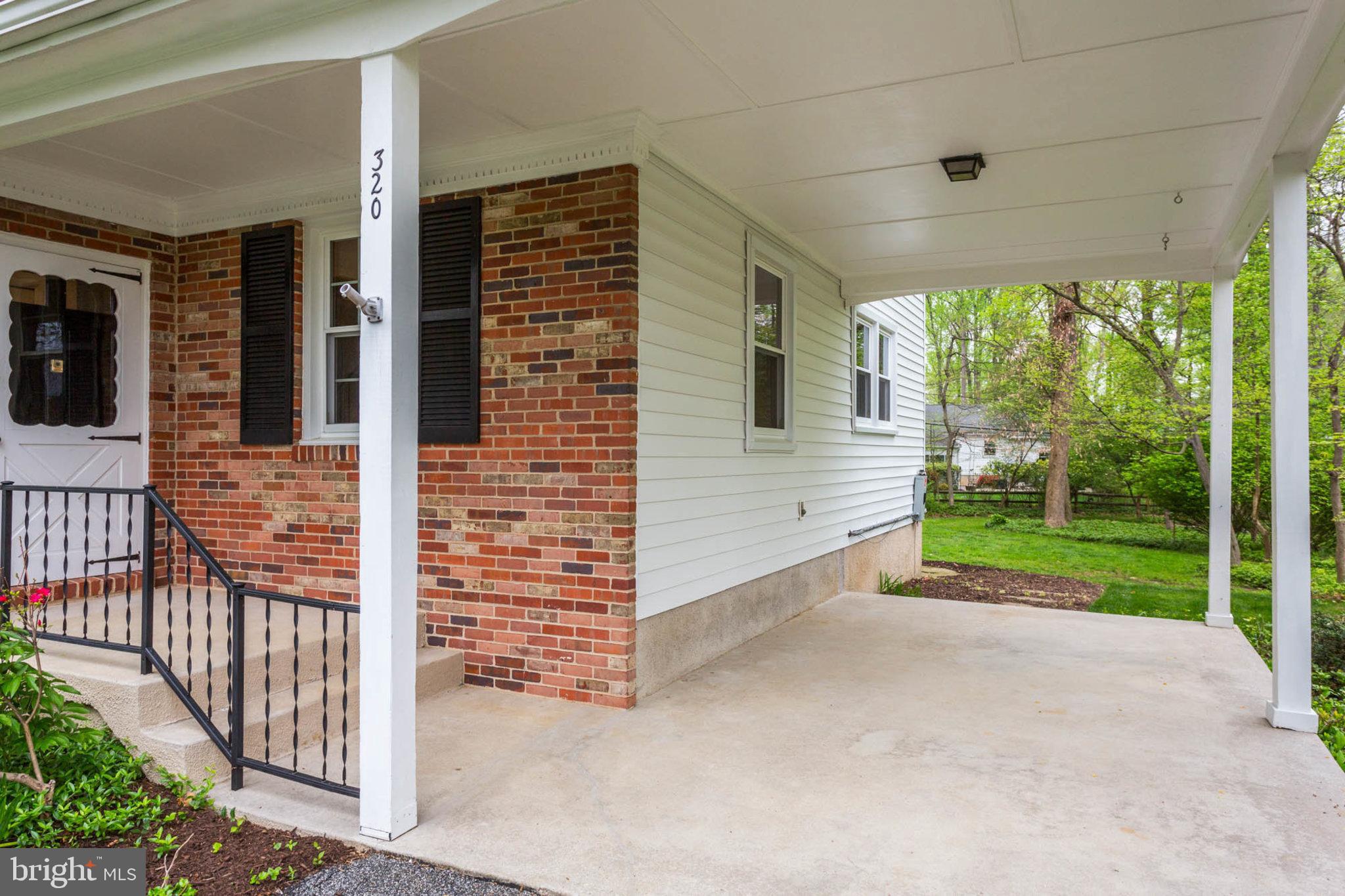 320 Gailridge Road Lutherville-Timonium, MD 21093 - Photo 5 of 48 Carport