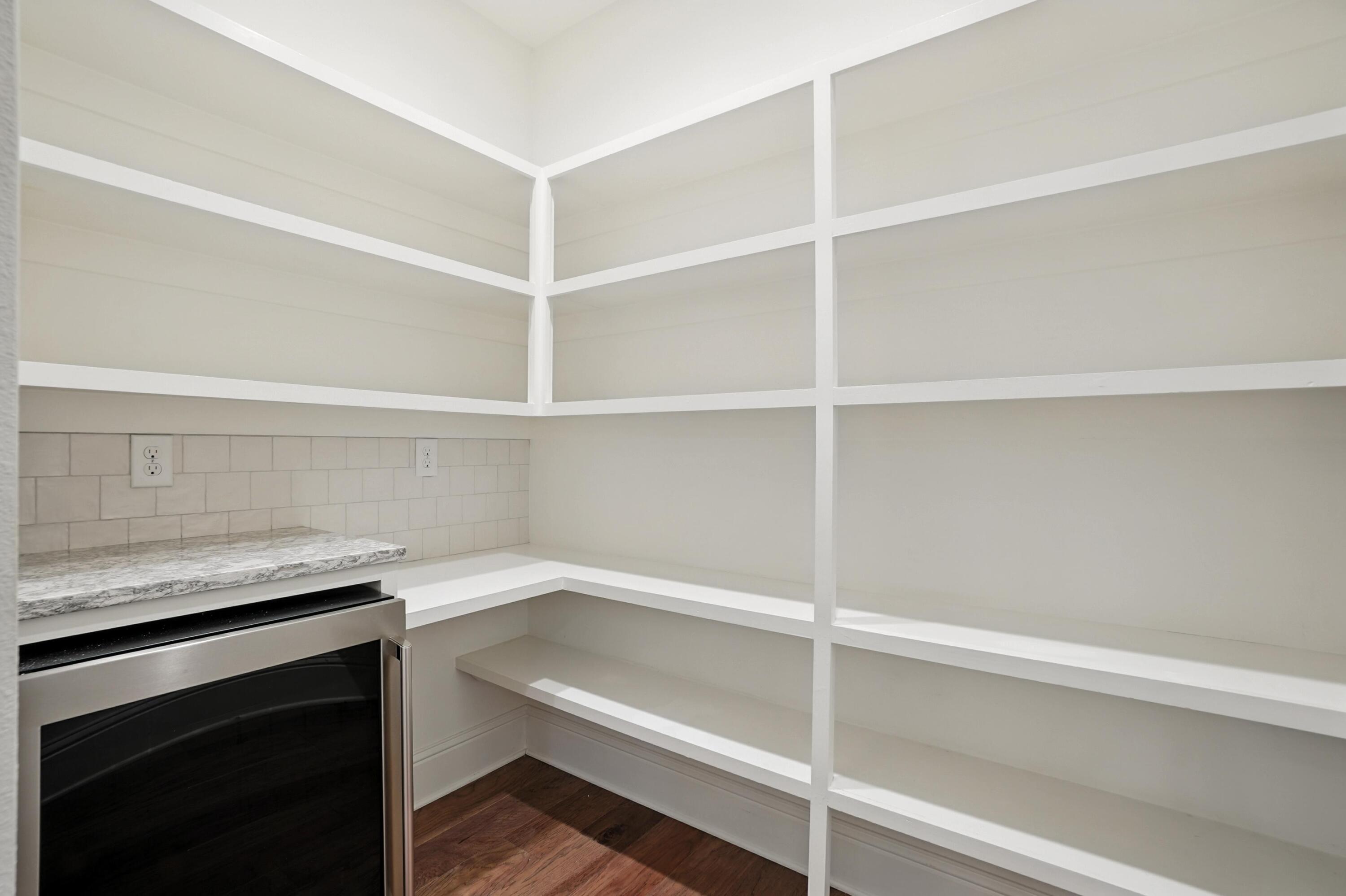 396 Revana Way Freeport, FL 32439 - Photo 33 of 68 a view of an empty walk in closet