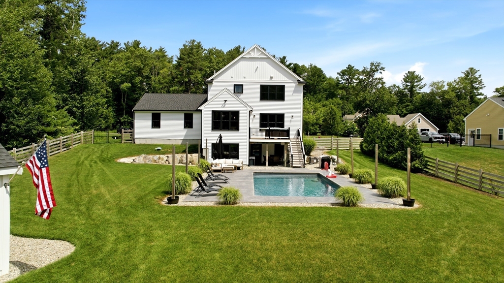 3 Trinity Circle Bridgewater, MA 02324 - Photo 7 of 42