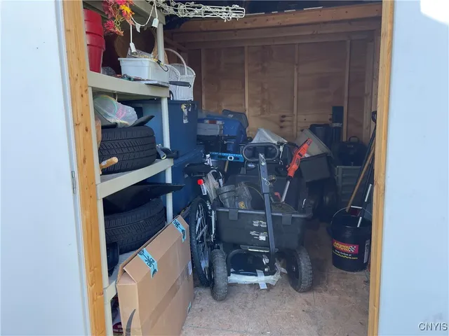 $65,000 | 2800 Landsend Lane, Liverpool, NY 13090