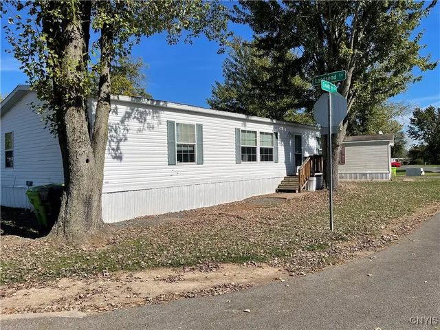 $65,000 | 2800 Landsend Lane, Liverpool, NY 13090