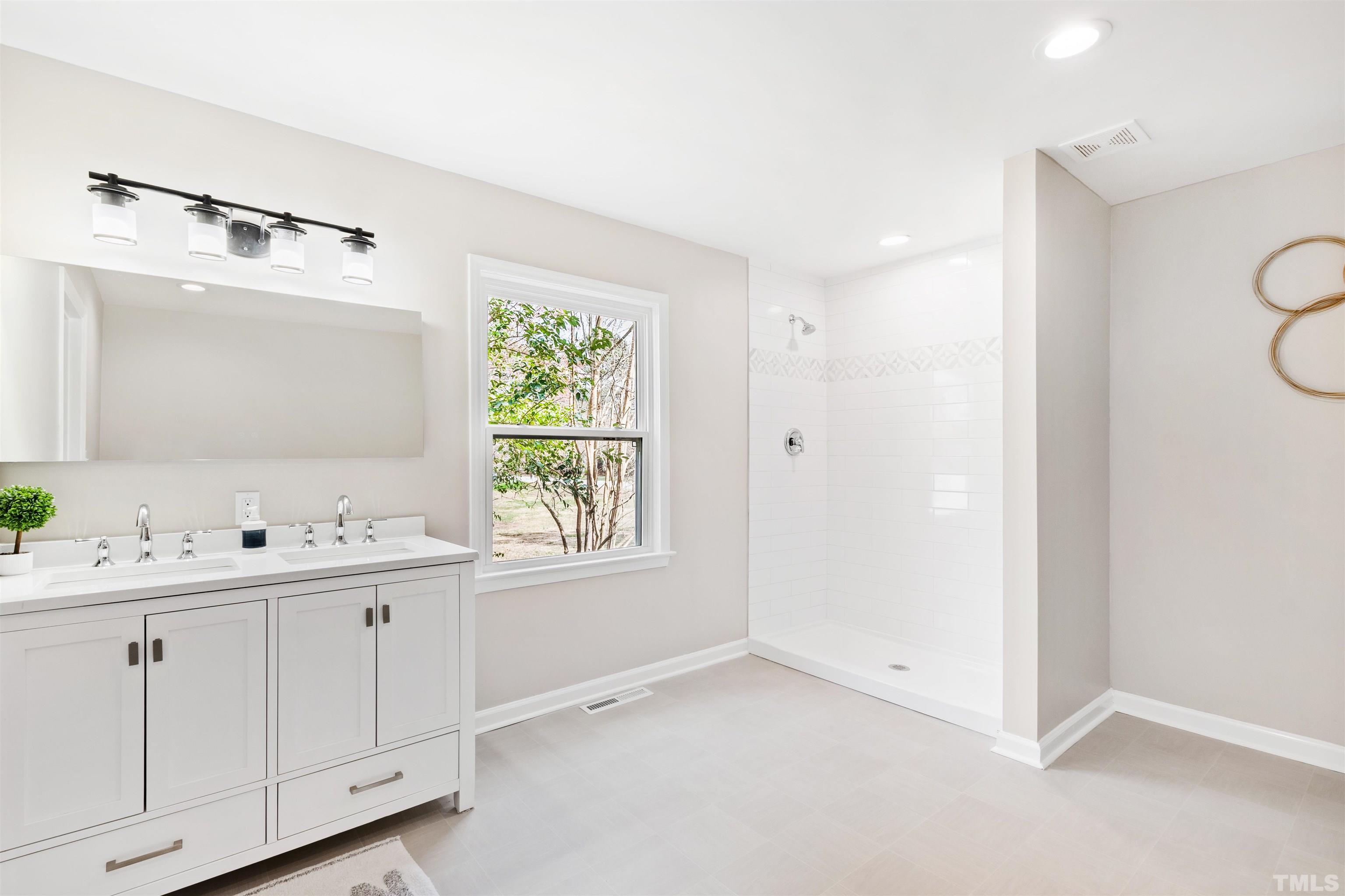 2818 Crestline Avenue Raleigh, NC 27603 - Photo 14 of 26 Gallery Image 14