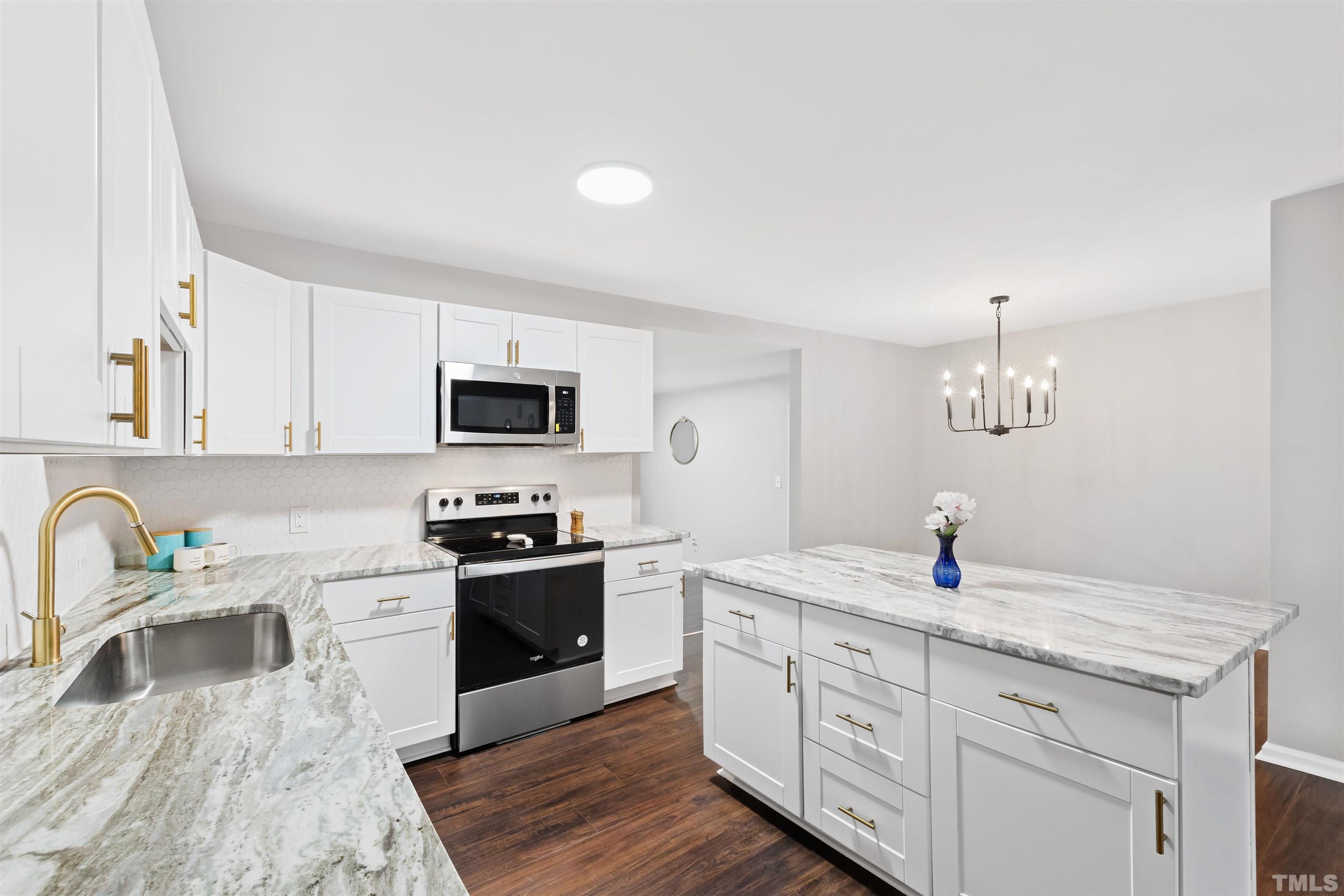 2818 Crestline Avenue Raleigh, NC 27603 - Photo 7 of 26 Gallery Image 7