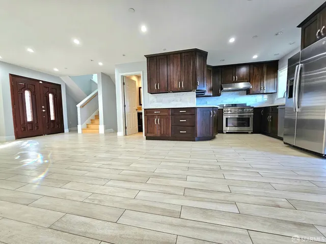 $2,688,000 | 879-883 Humboldt Road, Brisbane, CA 94005