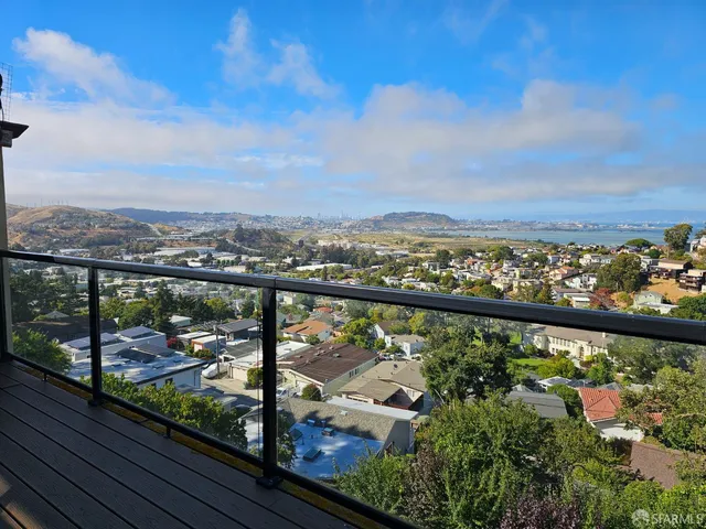 $2,688,000 | 879-883 Humboldt Road, Brisbane, CA 94005