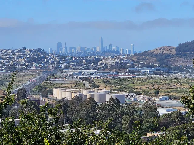 $2,688,000 | 879-883 Humboldt Road, Brisbane, CA 94005