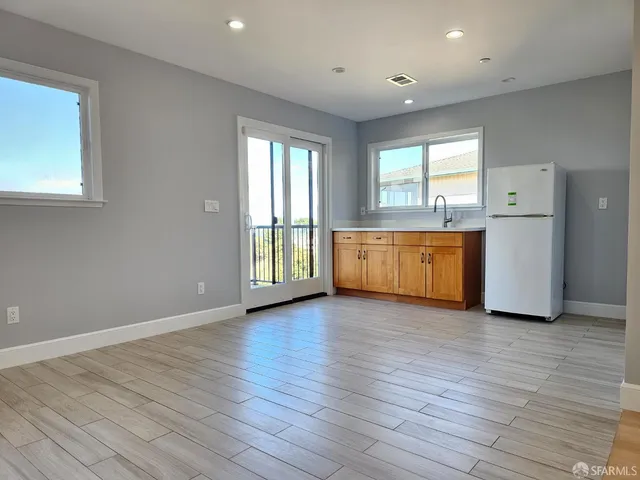 $2,688,000 | 879-883 Humboldt Road, Brisbane, CA 94005