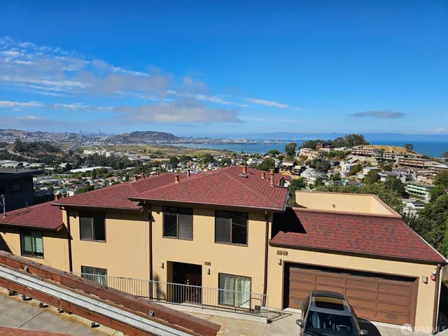 $2,688,000 | 879-883 Humboldt Road, Brisbane, CA 94005