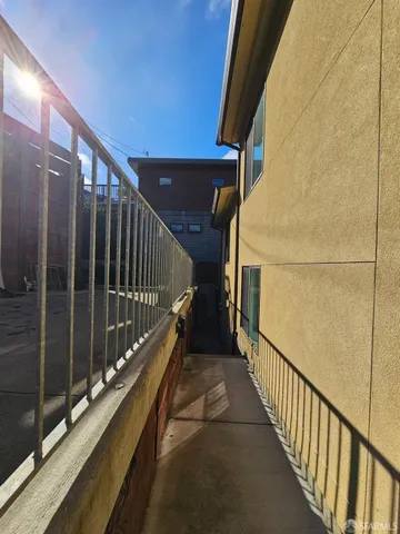 $2,688,000 | 879-883 Humboldt Road, Brisbane, CA 94005