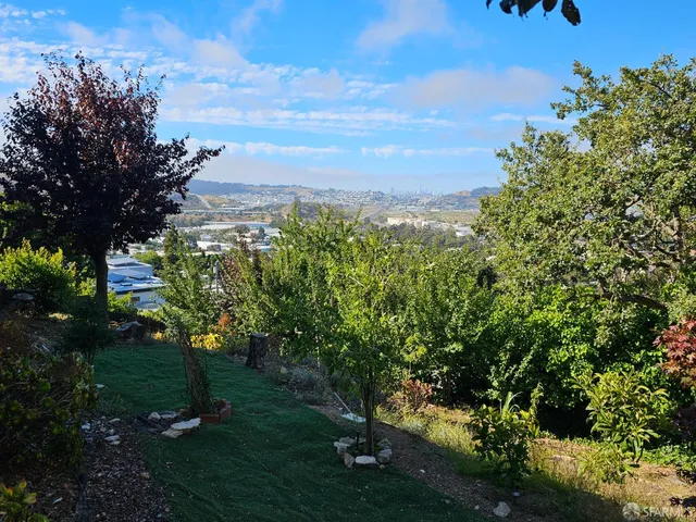 $2,688,000 | 879-883 Humboldt Road, Brisbane, CA 94005
