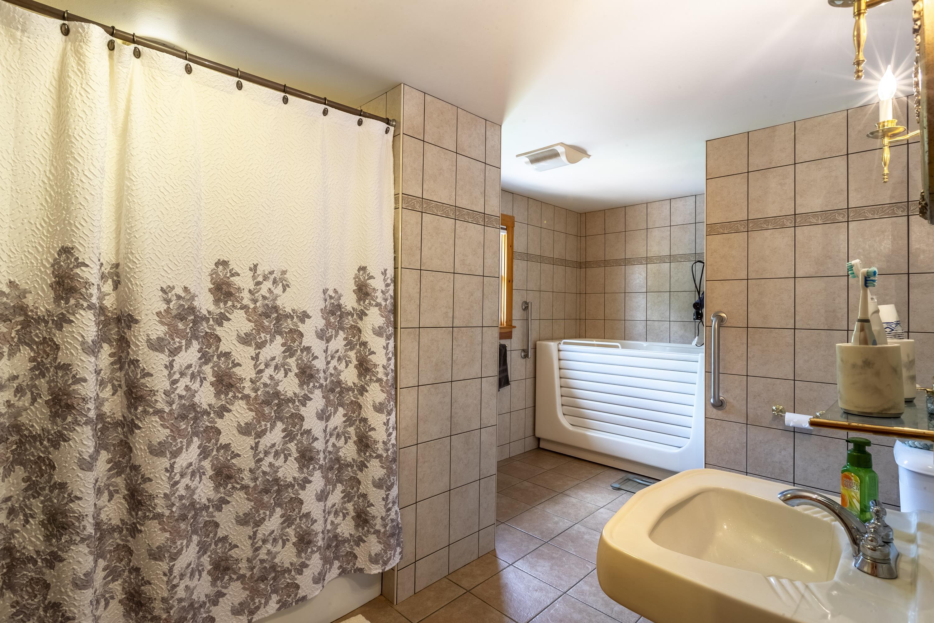 98 Boucher South Road Guildhall, VT 05905 - Photo 22 of 39