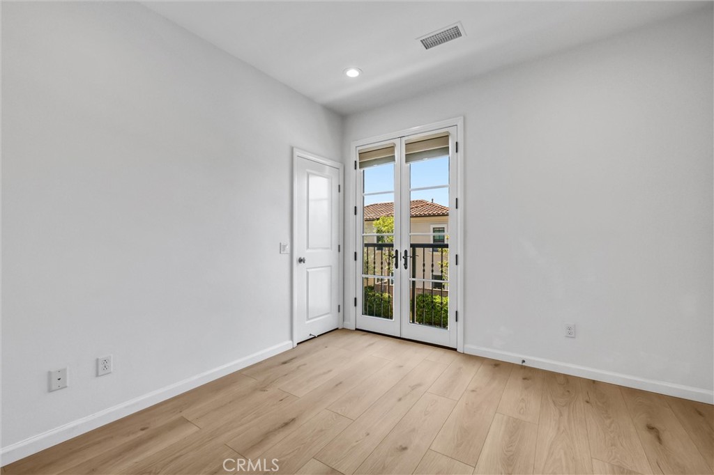 121 Rodeo Irvine, CA 92602 - Photo 28 of 30