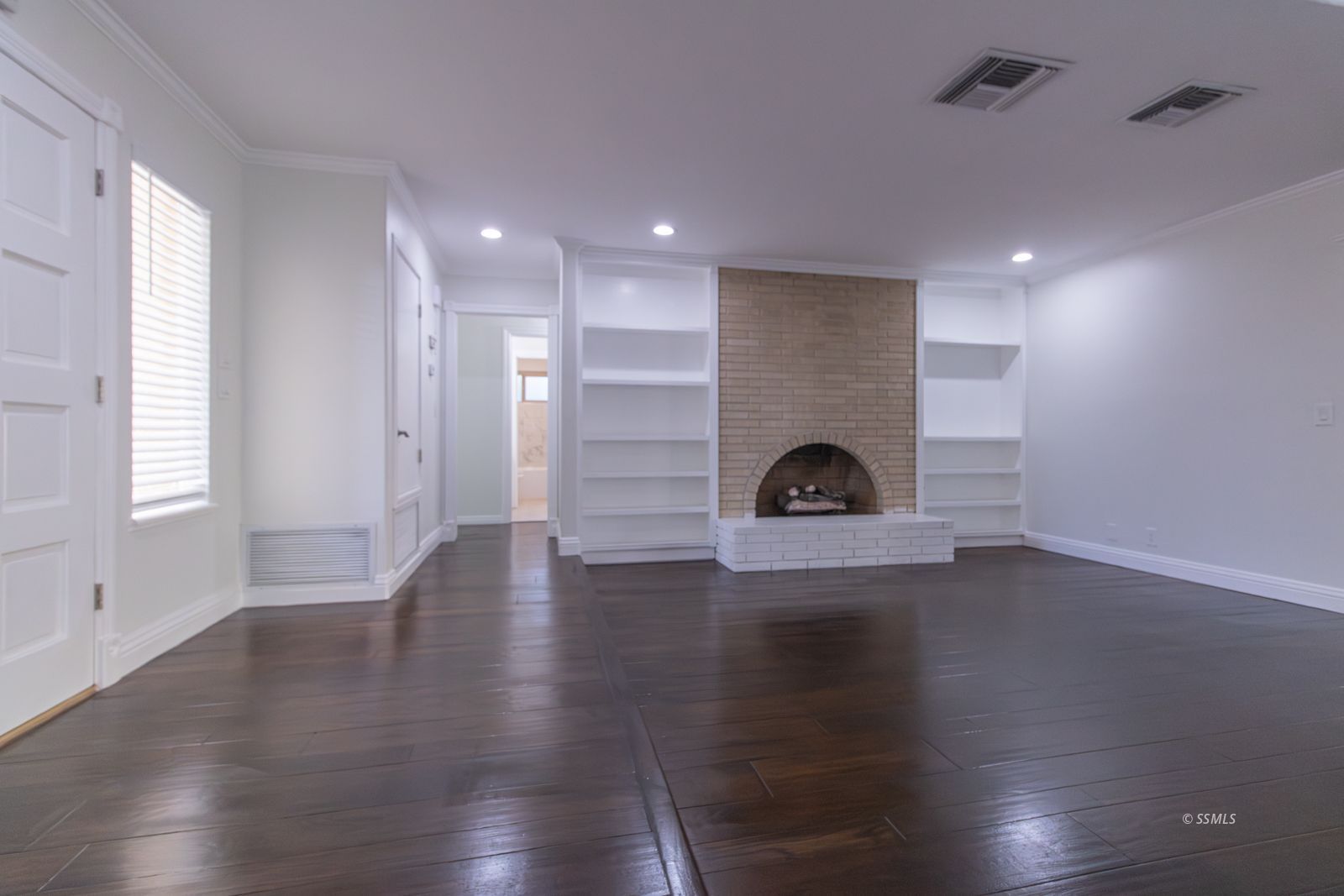 1018 North Sierra View Street Ridgecrest, CA 93555 - Photo 6 of 50
