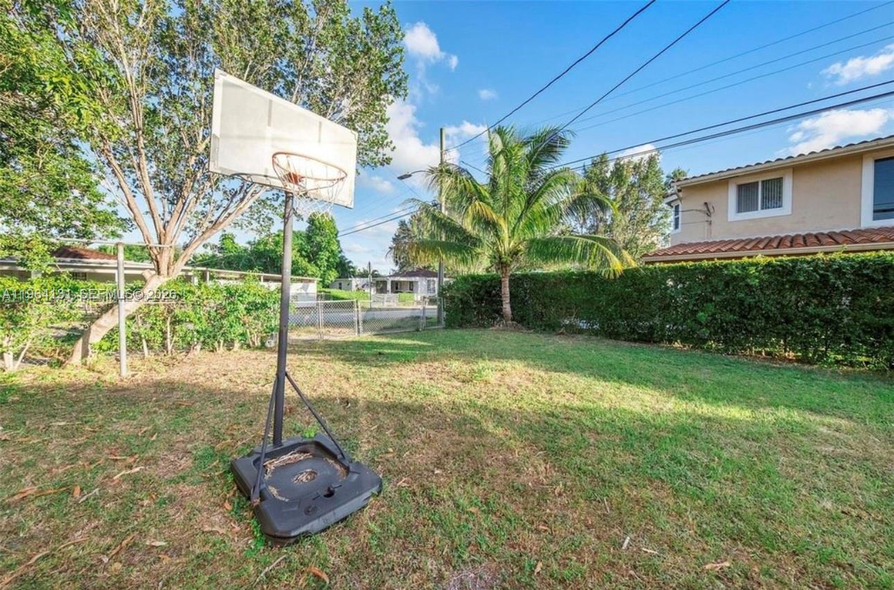 5300 Southwest 6th Street Miami, FL 33134 - Photo 2 of 22