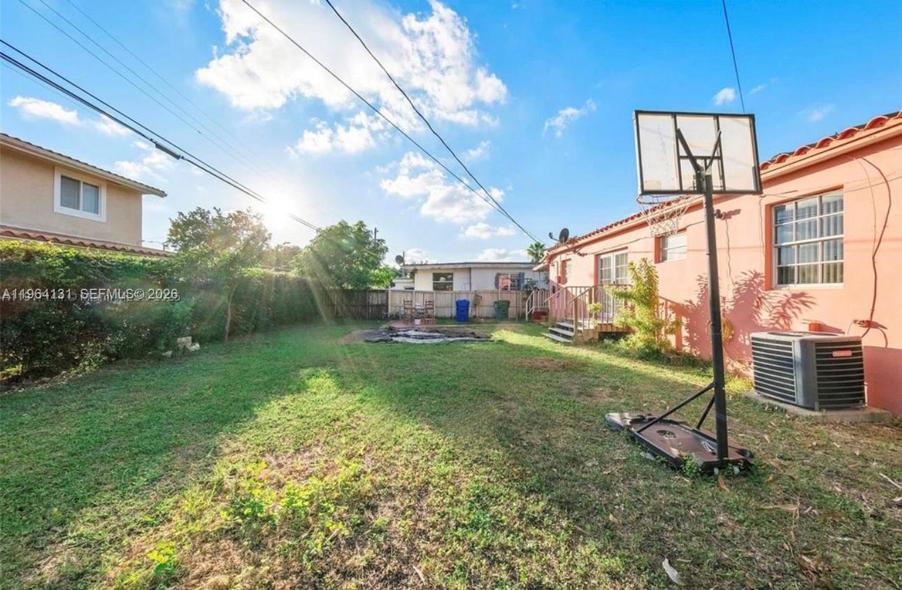 5300 Southwest 6th Street Miami, FL 33134 - Photo 4 of 22