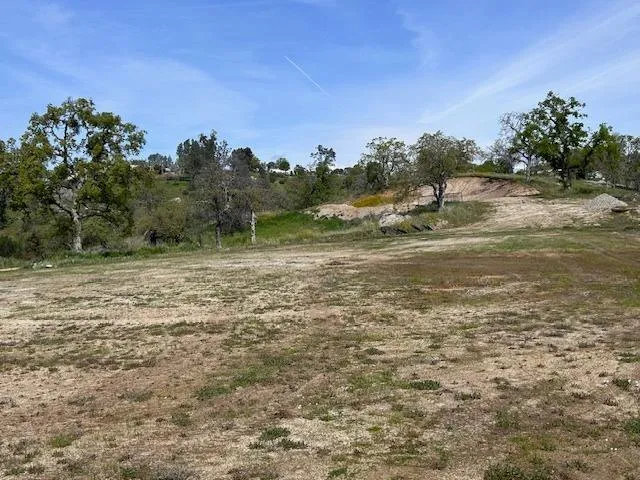 $225,000 | 23710 Loper Valley Road, Prather, CA 93651