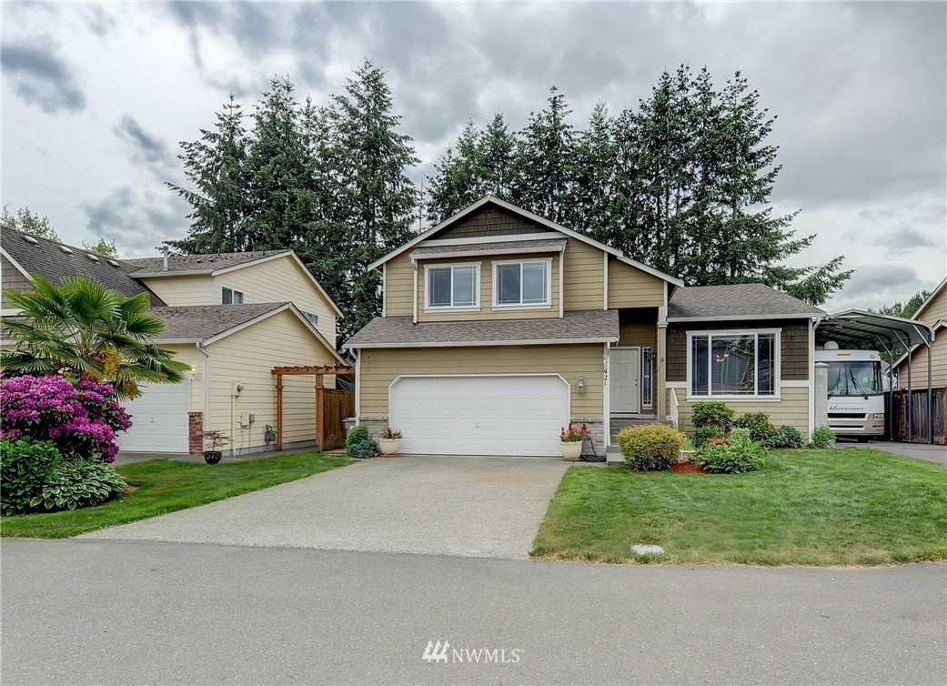 421 Kitsap Place Northeast Renton, WA 98059 - Photo 1 of 23
