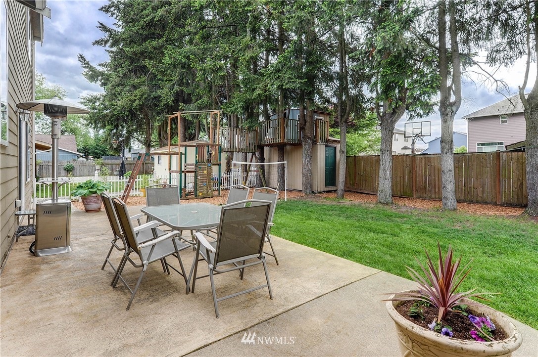421 Kitsap Place Northeast Renton, WA 98059 - Photo 21 of 23