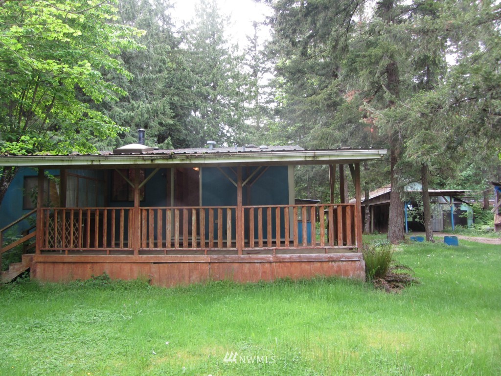 9054 Kendall Road Sumas, WA 98295 - Photo 1 of 15