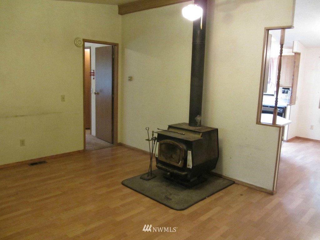 9054 Kendall Road Sumas, WA 98295 - Photo 8 of 15